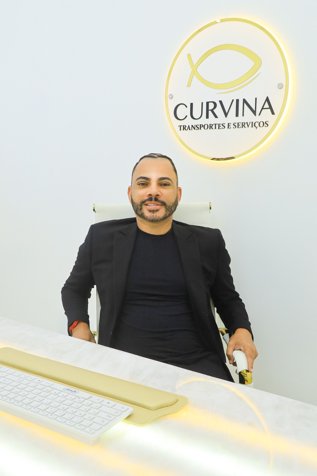 Ronaldo Curvina - Fundador